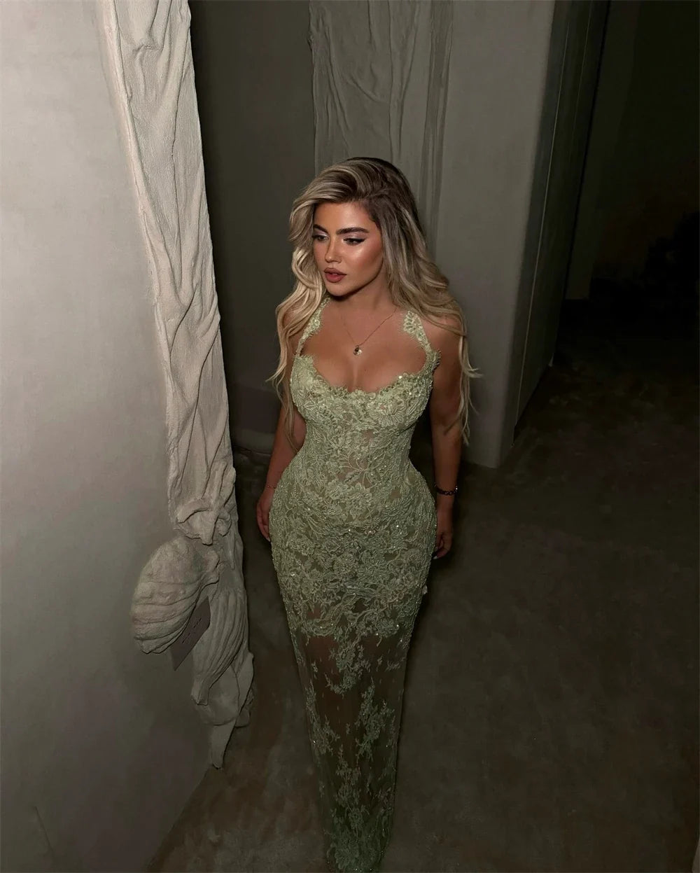 Customized Mermaid Lace Sequins Sheath Prom Dress Halter Neck Sleeveless Vestidos De Noche Floor-Length Formal Evening
