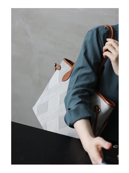 Women's Fashion Shoulder Bag Luxury Designer Handbag Large Capacity Canvas With Genuine Leather Tote For Shopping,Commuting,Work