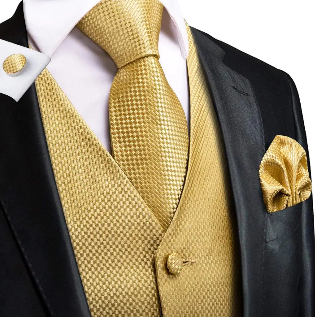 Jacquard Mens Suit Vests Gold Solid Plain 4PC Waistcoat Tie Hanky Cufflinks Set Business Wedding Dress Waist Jacket