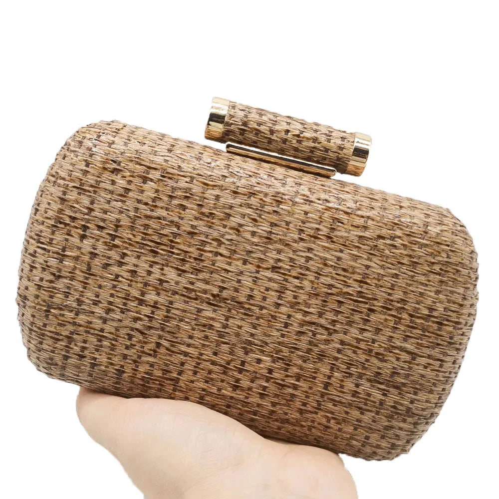 Straw Women Metal Clutches Chain Shoulder and Crossbody Bags Ladies Party Cockatail Evening Beach Clutch Purse