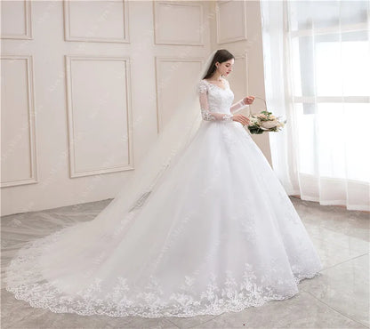 Best Selling 2024 Long Sleeve V Neck Lace Wedding Dress 2026 Vintage Bride Bridal Ball Gown Modest Wedding Dresses  Customized