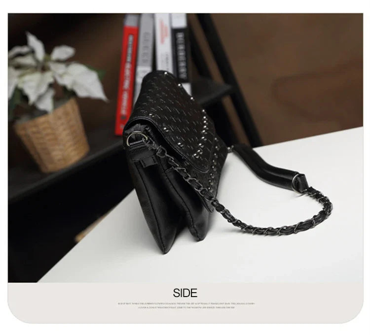England Style Skull Women Crossbody Bag Leather Small Skull Shoulder Bag Chain Luxury Clutch Women Bags Designer Drop