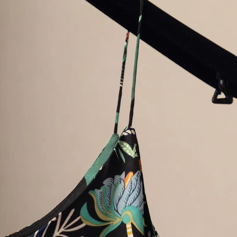 2020 National Style Spring Summer Women Sexy Spaghetti Strap Tank Top Vintage Print Camis Femme chiffon V Neck Tops S808