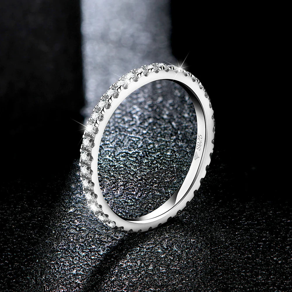 ATTAGEMS Bagues en argent sterling massif 925 pour femmes, Moissanite pleine éternité, bague de mariage, bague de fiançailles, bijoux fins