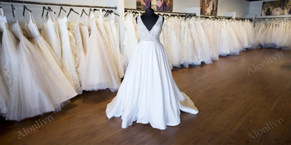 Luxurious Embroidery 2 In 1 Mermaid  Bridal Gown Beading Appliques Lace Off Shoulder Sleeves Sweetheart Wedding Dress