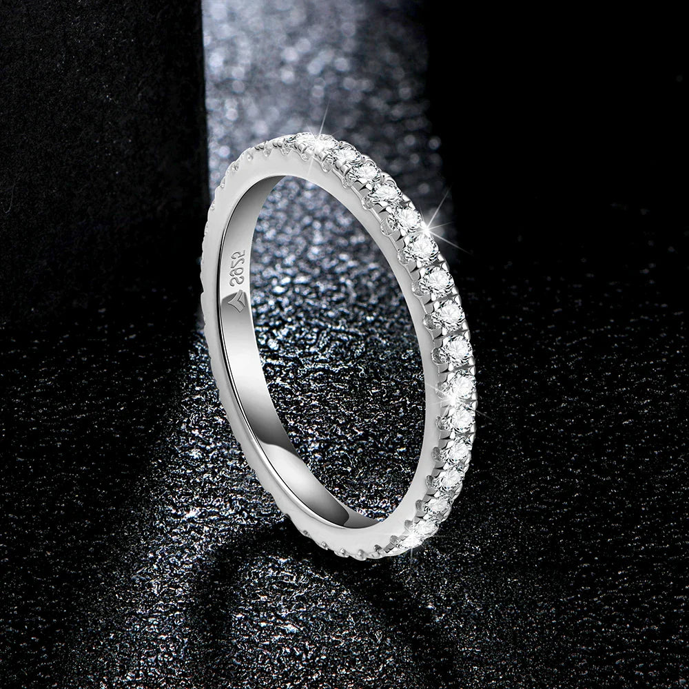 ATTAGEMS Bagues en argent sterling massif 925 pour femmes, Moissanite pleine éternité, bague de mariage, bague de fiançailles, bijoux fins