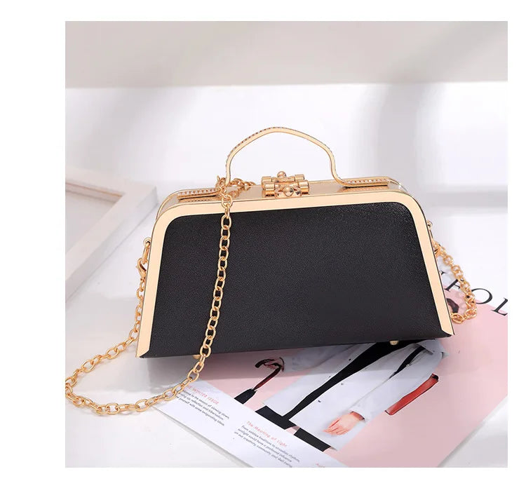 Evening Bags Women Clutch Bag High-end Leather Evening Wedding Bridal Handbag Pearl Flower Fashion Chain Party Packs