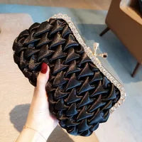 Evening Bags Women Clutch Bag High-end Leather Evening Wedding Bridal Handbag Pearl Flower Fashion Chain Party Packs