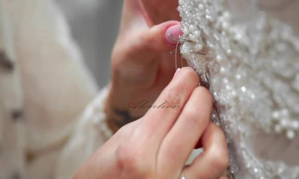 Luxurious Embroidery 2 In 1 Mermaid  Bridal Gown Beading Appliques Lace Off Shoulder Sleeves Sweetheart Wedding Dress
