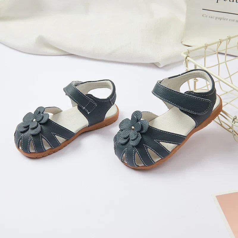 Hot selling little girl flower Sandals kids closed toe princess shoes for summer 3-7years older