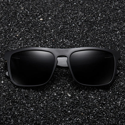 New Arrivals Black Wooden Polarized Sunglasses for Men Bamboo Sunglasses Red UV400 Lenses Fashion Driving Shades Carton S5523