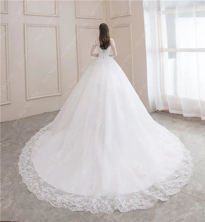 Best Selling 2024 Long Sleeve V Neck Lace Wedding Dress 2026 Vintage Bride Bridal Ball Gown Modest Wedding Dresses  Customized