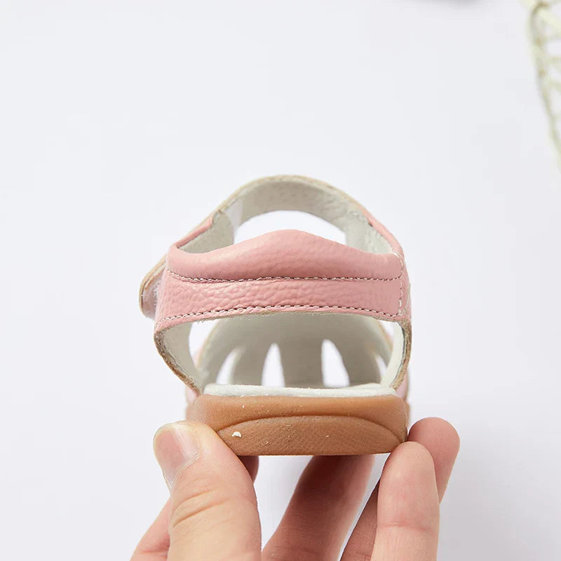 Hot selling little girl flower Sandals kids closed toe princess shoes for summer 3-7years older