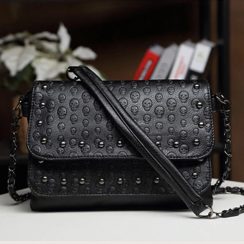 England Style Skull Women Crossbody Bag Leather Small Skull Shoulder Bag Chain Luxury Clutch Women Bags Designer Drop