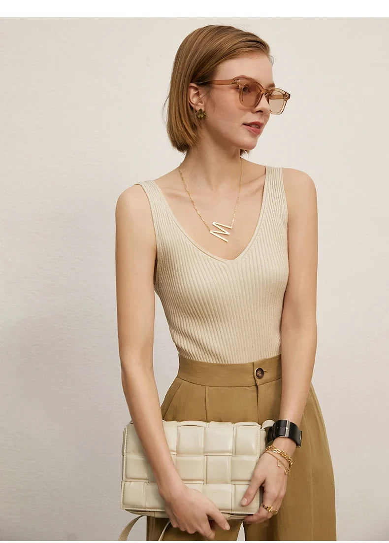 Minimalism Summer New Women's Camisole Tops Office Lady Solid V-neck Sexy Slim Vest Girls Tank Streetwear Tops 12321058