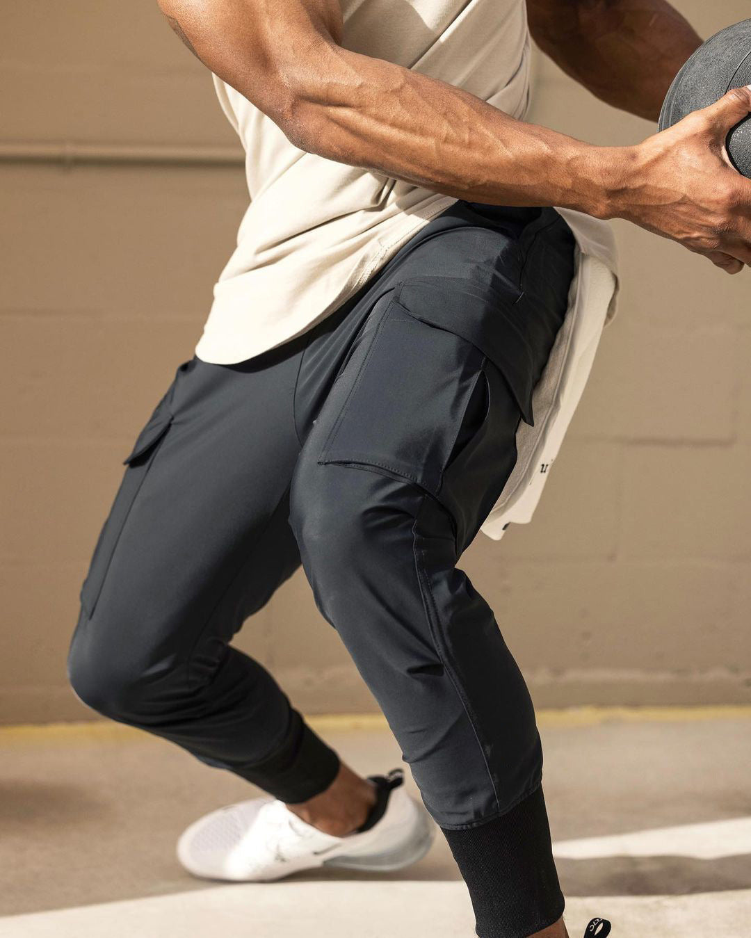 2024 New Men's Cargo Pants Summer Thin Loose Quick-Drying Elastic Leggings Running Training Sweatpants Casual Trend Trousers