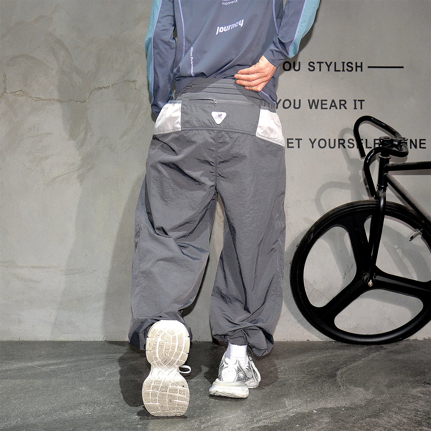 Mens Jogger Pants Outdoor Lightweight Water Repellent Quick Dry Functional Hiking Loose Baggy Trendy Cuffed Sweatpants Fashion