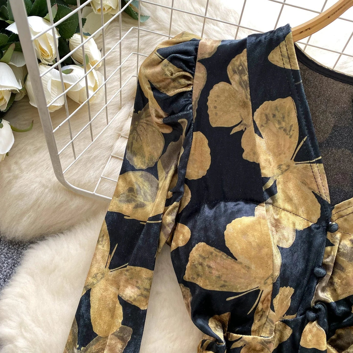 Fashion Butterfly Print Velvet Tops V Neck Flared Sleeve Short Sexy T-Shirt Autumn Senior Elegant Evening Women Blouse