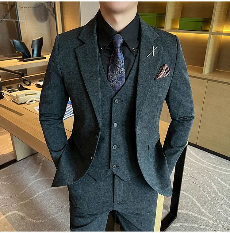2026 High Quality (Suit + Vest + Trousers) Stylish and Handsome Casual Wedding Suit Business Suit Three-Piece Genuine