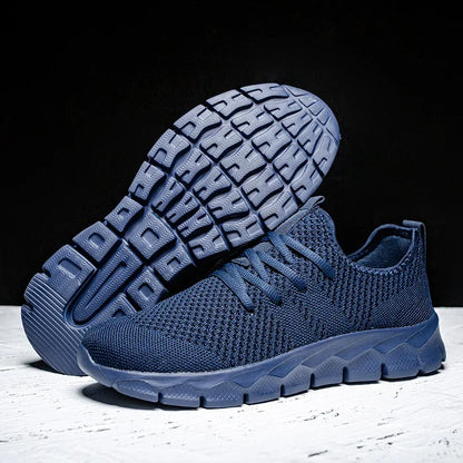 Men's casual sports shoes breathable summer light Soft sole comfort outdoor running shoes fashion student mesh plus size sneaker