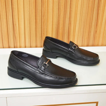 New Loafers for Men Genuine Leather Men's Shoes Elegant Gentleman Handmade Shoes Simple Metal horse buckle