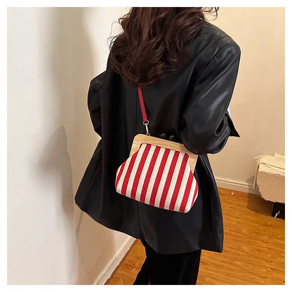 Fashion Striped Wooden Clip Shell Women Shoulder Bags Elegant Crossbody Bags Clutch Purses for Party 2026