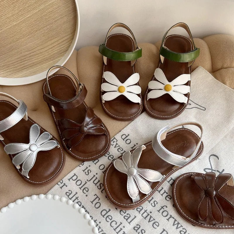 New Summer Children‘s Flat Sandals Floral Decor Girls Princess Shoes School Non-slip Soft Kids Dress Sandals for Beach Outdoor