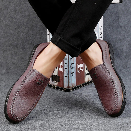 Men's Comfortable Soft-Soled Slip-On Loafers Versatile Casual Business Formal Leather Shoes
