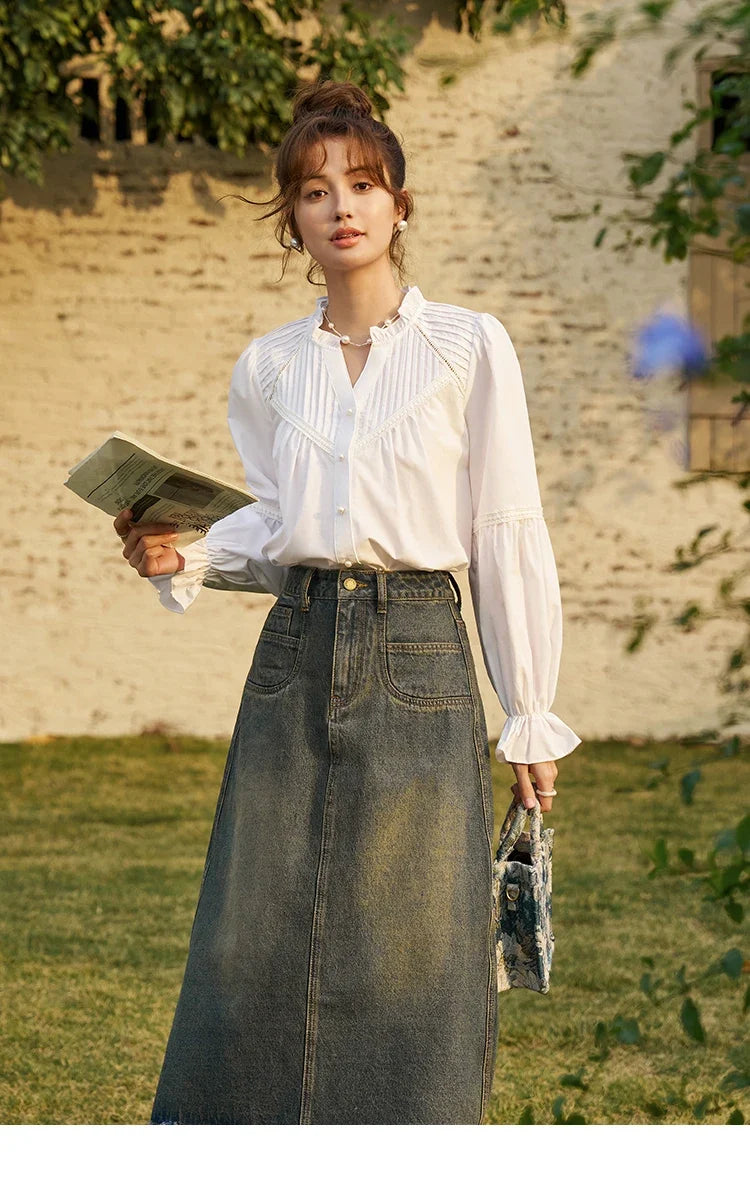 French Organ Pleated V-neck Shirt 2025 Autumn Petal Patchwork Ruffle Sleeve Solid Pearl Single Breasted Tops MXD13X1354