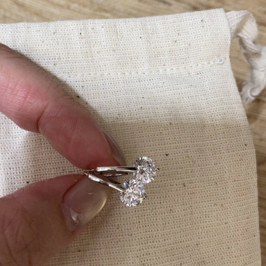 0.5/1/2CT Round Brilliant Cut Moissanite Huggie Hoop Earrings for Women S925 Silver Dainty Micro Buckle Ear Fine Jewelry
