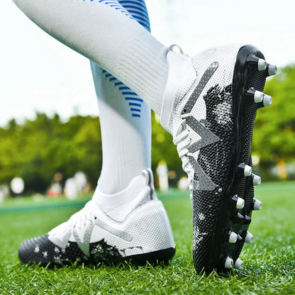 Men Non-slip Football Boots Unisex Professional Soccer Shoes Sports New Cleats Drop Shipping Ultralight Breathable Futsal