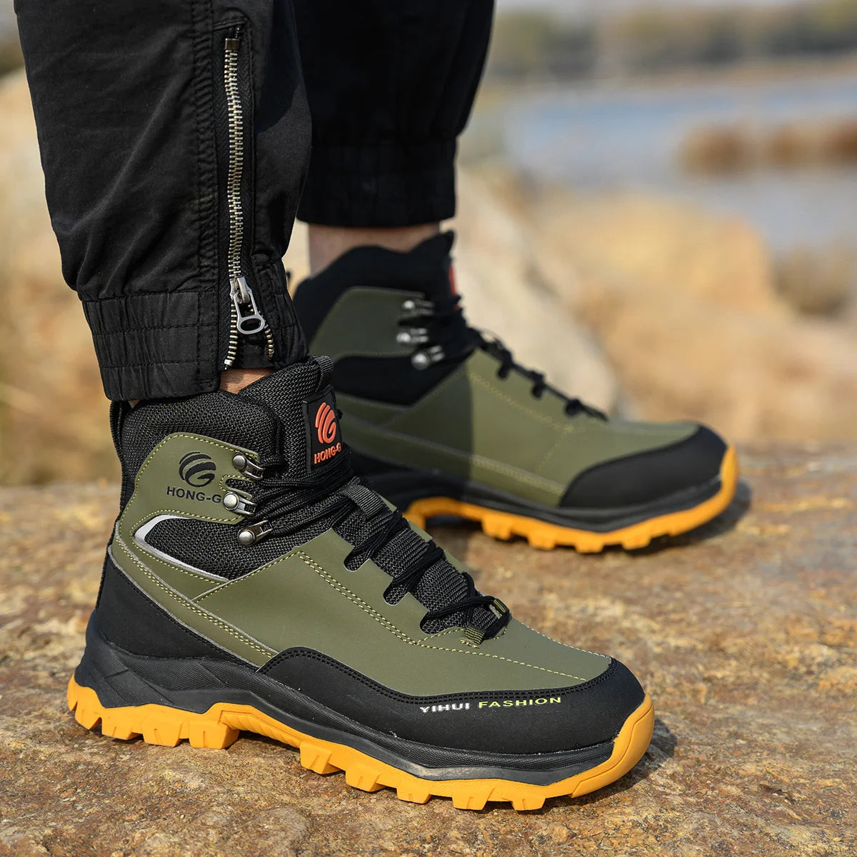 Fashion best quality Protective Work Safety Shoes For Men Breathable Shoes Anti-Puncture Steel Toe Cap Anti Puncture Work Boots