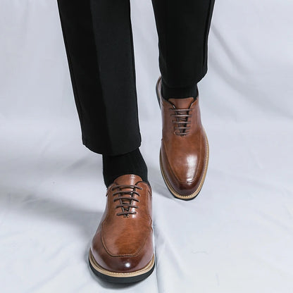 Hot Selling Pointed Dress Shoes Europe America Casual Versatile Men's Low Top Shoes High-end Banquet Office Men's Business Shoes