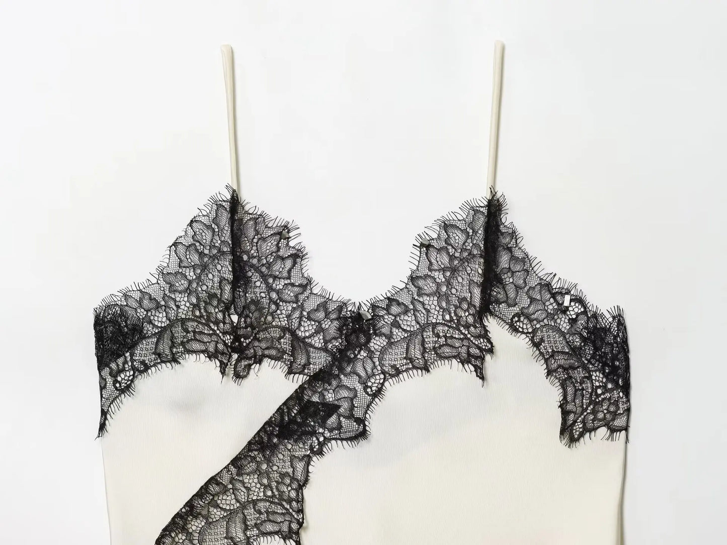 Women Fashion Lace Patchwork Straps Top Irregular Hem Spaghetti Straps V-Neck Hollow Sexy Tops 2026 Summer Night Date Wear