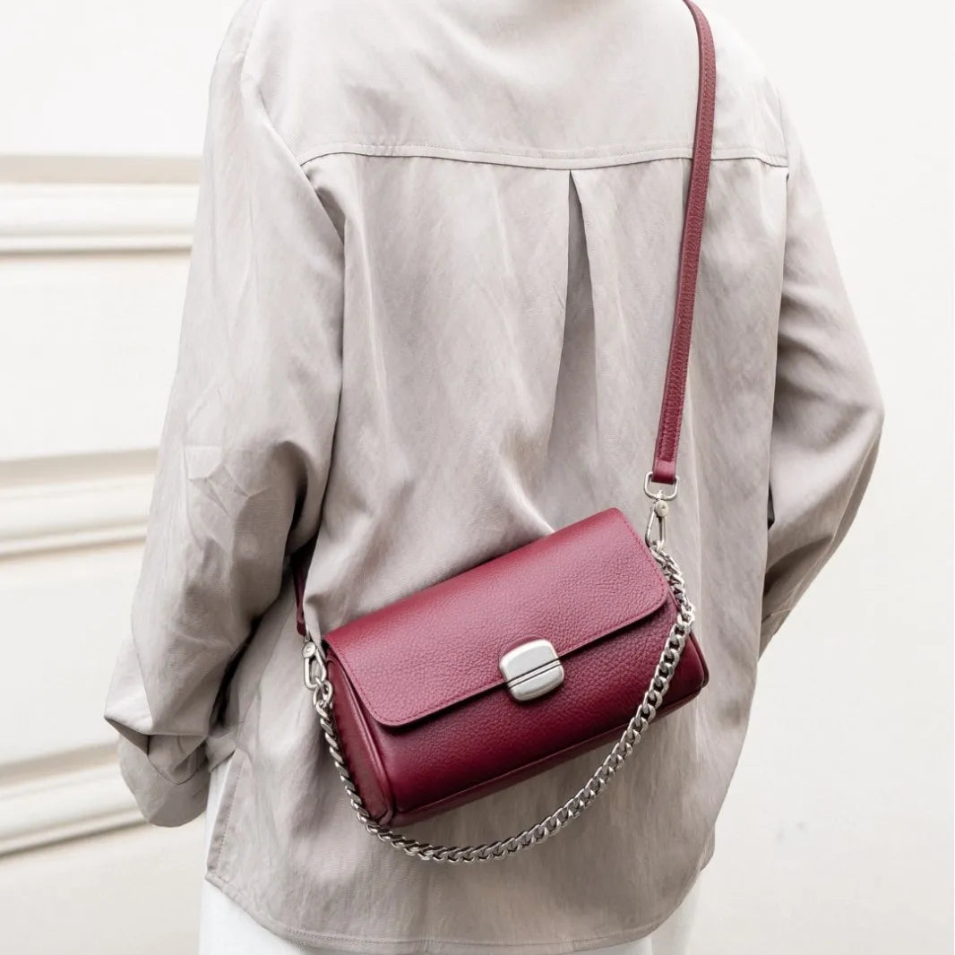 Supple Genuine Leather Women's Barrel Crossbody Bag - Commuter-Friendly Small Chain Strap Shoulder Bag for Everyday Chic