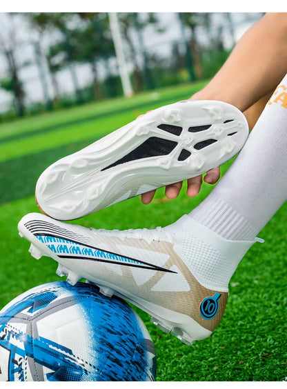 Men Soccer Shoes Kids Football Boots Women Professional Soccer Cleats Antiskid Chaussure Football TF/FG Outdoor Football Shoes