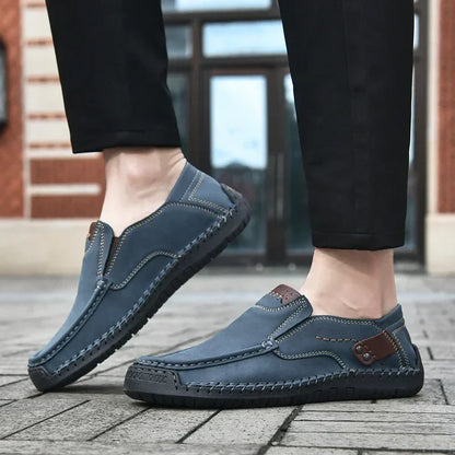 New Soft Men Loafers Slip On Leather Casual Shoes For Men Moccasins Plus Size 38-48 Flats Sneakers Men Handmade Design Man Shoes