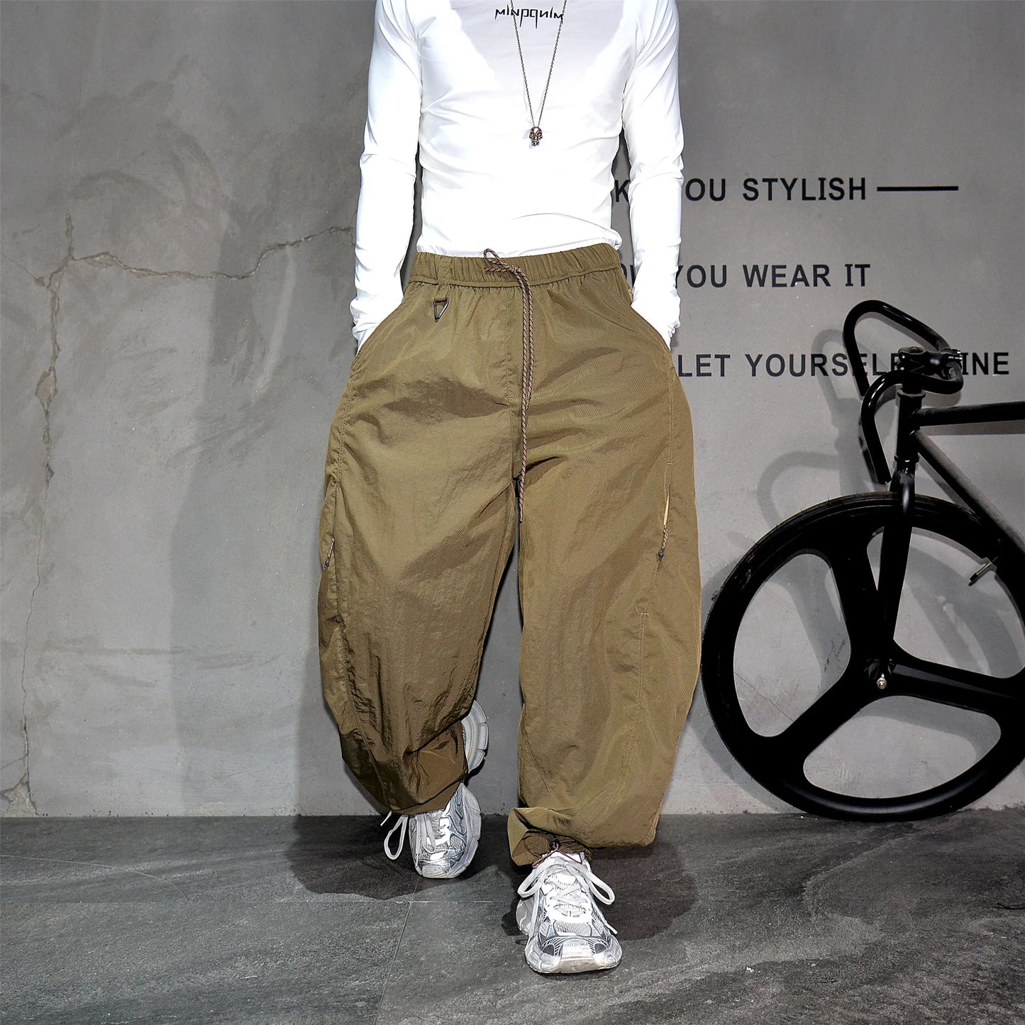 Mens Jogger Pants Outdoor Lightweight Water Repellent Quick Dry Functional Hiking Loose Baggy Trendy Cuffed Sweatpants Fashion
