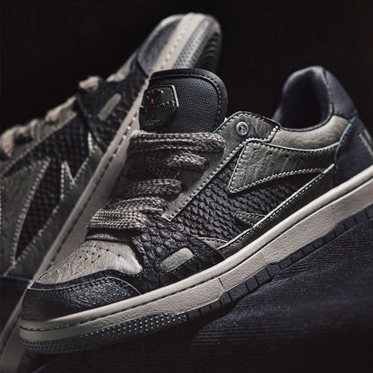 Casual Snake Year Black Mamba Men's Sneakers Low-Top Flat Sole Versatile Black Shoes for Spring Autumn Skateboarding Shoes