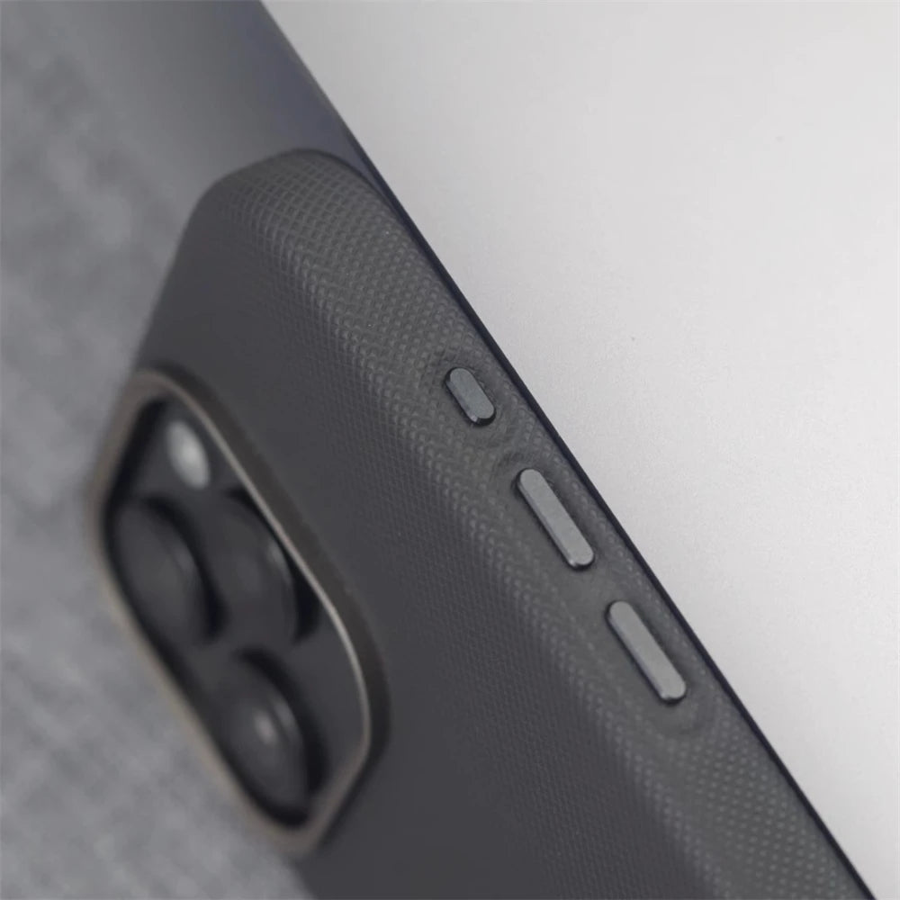 جراب مغناطيسي من جلد البولي يوريثان الفاخر بإطار عدسة سبيكة لهاتف iPhone 17 16 Pro Max 15 14 13، غطاء شحن لاسلكي متوافق مع Magsafe