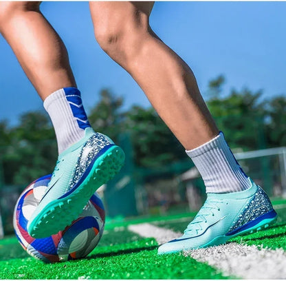 New Men Soccer Shoes Professional Football Boots Grass Outdoor Sport Non-Slip Training Shoes Match Sneakers Ultralight Unisex