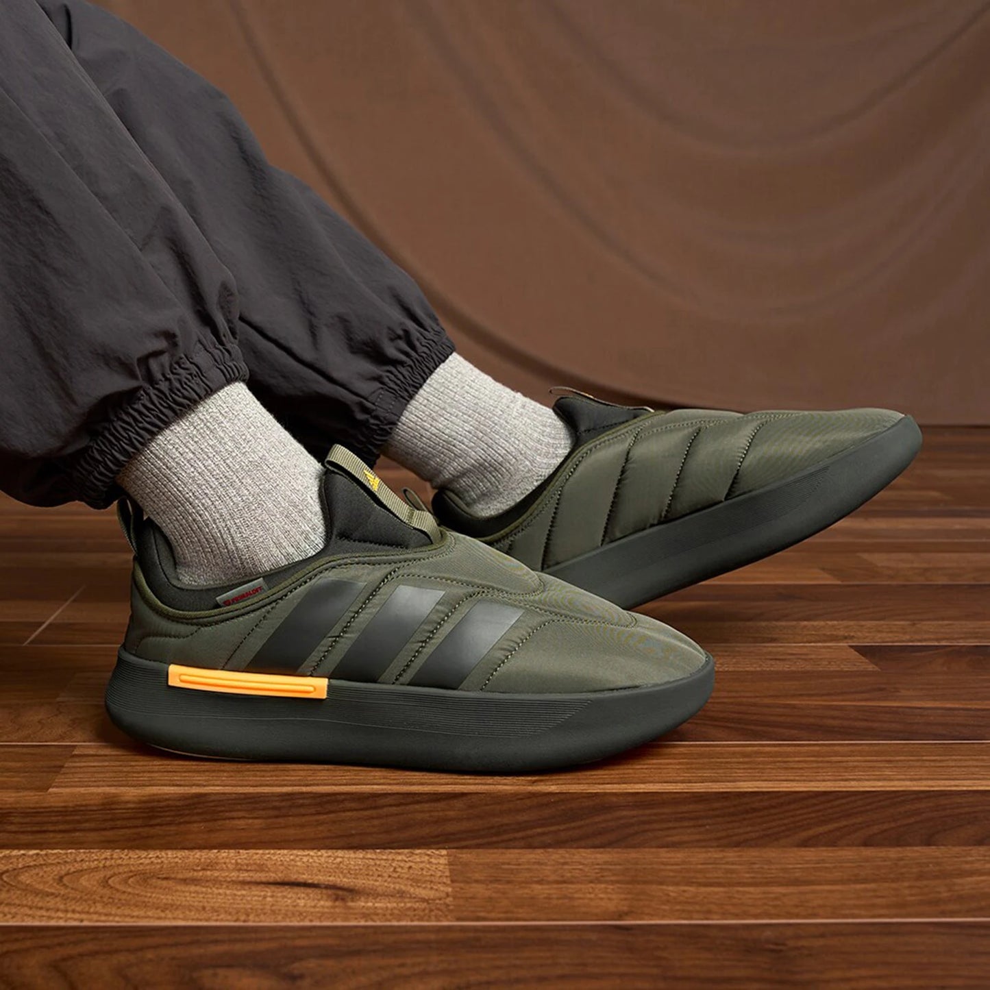 Official Genuine ADIPUFF Unisex Warm, Wear-Resistant, Shock-Absorbing Casual Sneakers IF4228