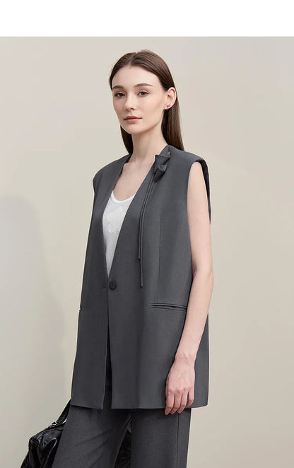 Women's Vest 2026 Autumn New Commuter V-Neck Padded Shoulders Vest Casual Sleeveless Women's Loose Mid-Length Top 12651034