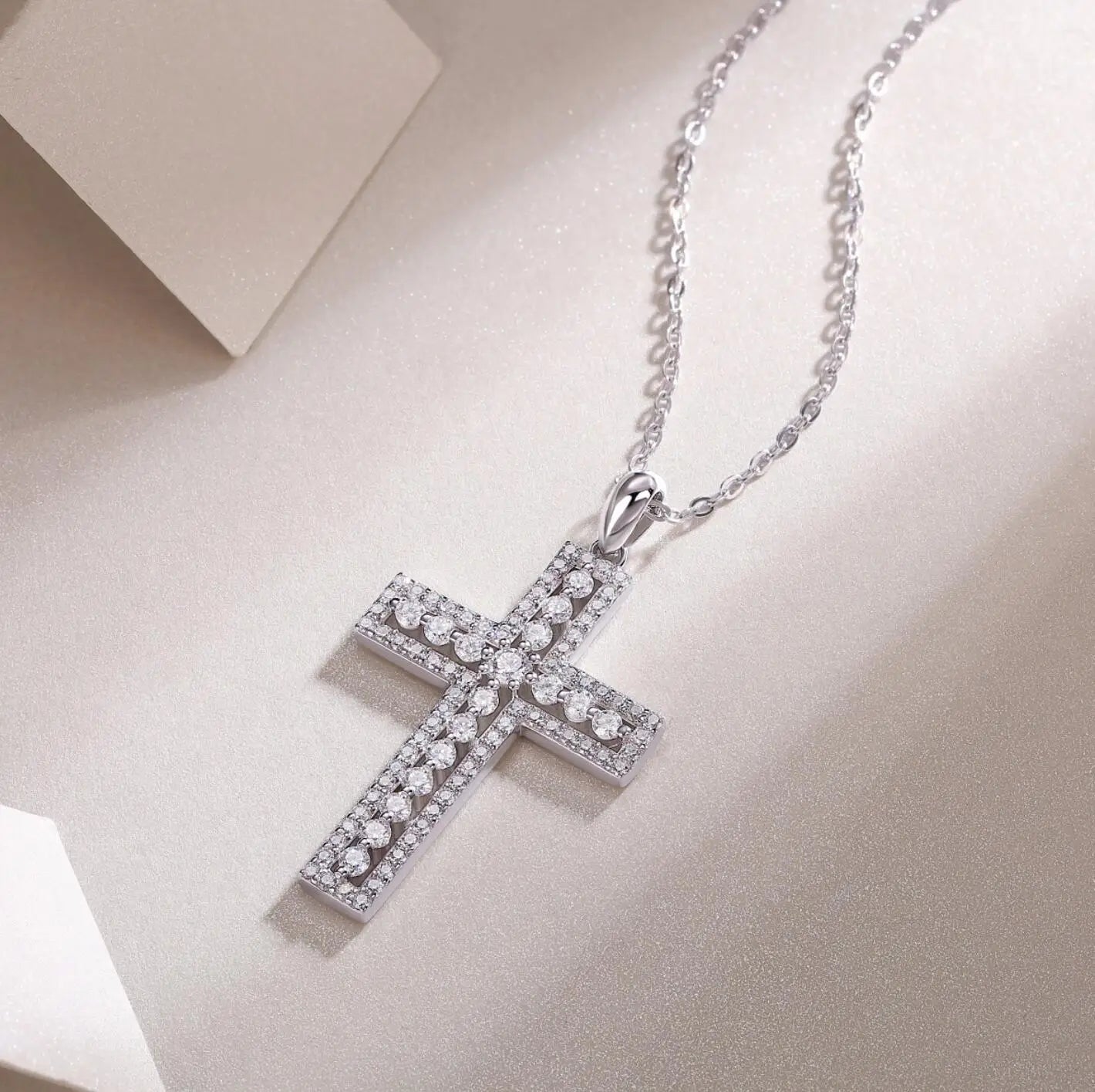 New 2.5mm Moissanite Cross Pendant Necklace for Women Original s925 Sliver Collar Neckalces Trend Goth Party Wedding Jewelry