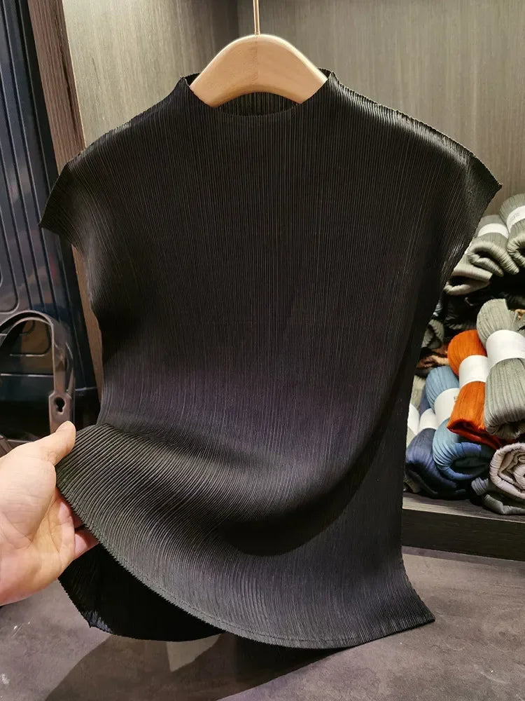 Miyake Versatile Classic Simple Solid Color Stand Up Collar Pleated Top Women Slim Slim Short Sleeve Miyake T-shirt Summer 2025