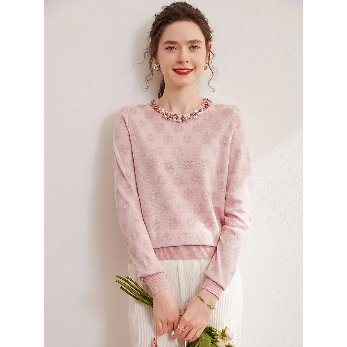 2024 Autumn Elegant Jacquard Fashion Glitter Bead Chain Decoration Round Neck Long Sleeve Women's Knitted Shirt
