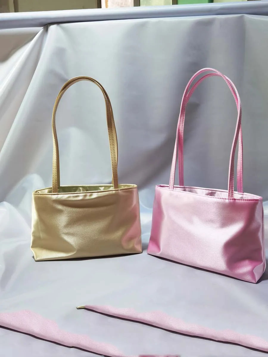 2026 Luxury Shoulder Bags Silk Women's Handbag Square Underarm Bag Ins Famous Brand Commuter Bag Contrasting Color Macaron Totes