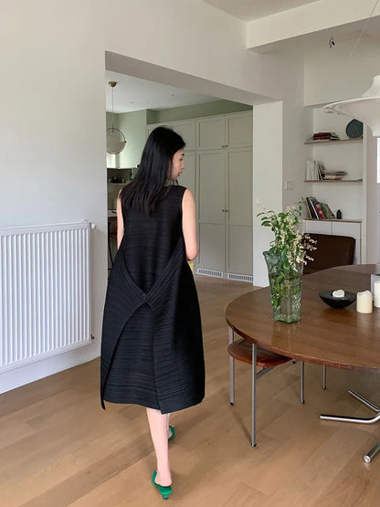 Miyake Pleated Women's Dresses Loose Plus Size High Quality Sense of Elegance Sleeveless Mid-length Skirt 2025 Spring New