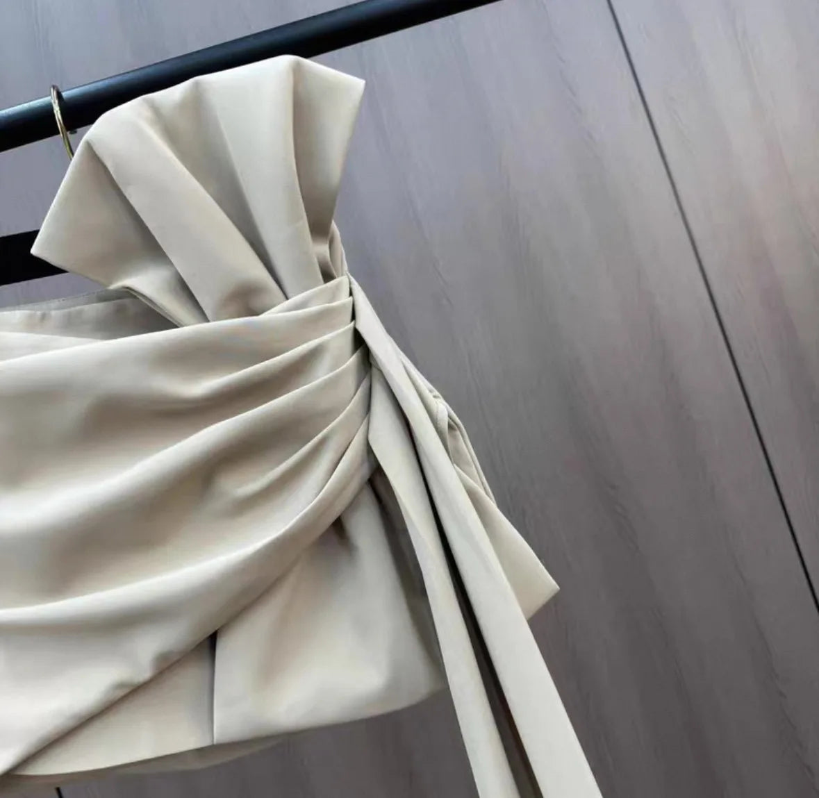 2026 Spring and Summer Design Sense Niche French Temperament Pleated Bow Streamer Hip Skirt for Women Ladies