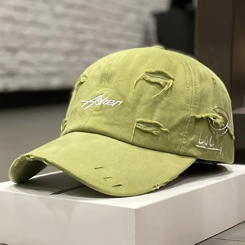 Retro perforated duckbill cap for men and women in spring and summer fashion, simple street baseball cap, trendy perforated